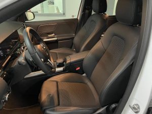 Mercedes-Benz GLA 200 d Automatic